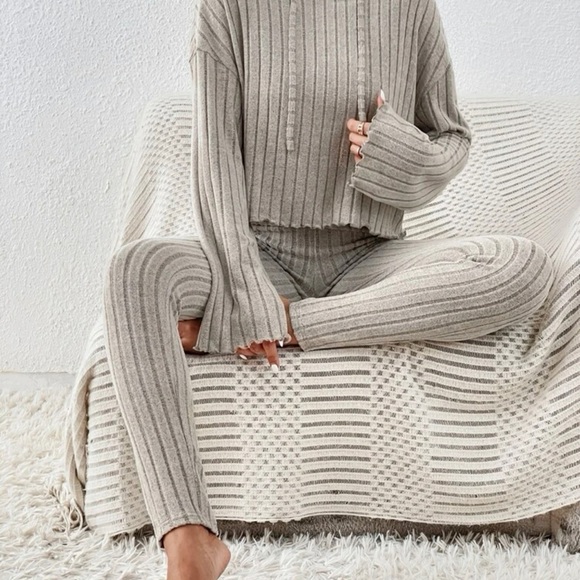 Drop Shoulder Drawstring Hoodie & Leggings *NEW* - Picture 3 of 6